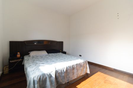 Casa à venda com 976m², 3 quartos e 2 vagasQuarto 