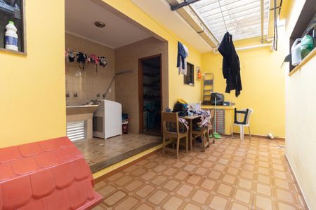 Quintal de casa à venda com 3 quartos, 976m² em Vila Nair, São Paulo