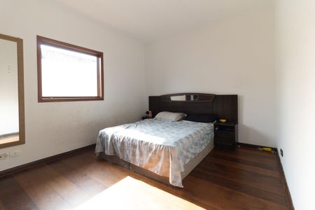 Casa à venda com 976m², 3 quartos e 2 vagasQuarto 