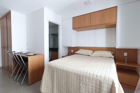 Sala/Quarto de apartamento para alugar com 1 quarto, 25m² em Pinheiros, São Paulo