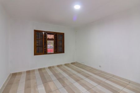 Casa para alugar com 120m², 3 quartos e 2 vagasQuarto 2