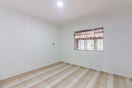 Casa para alugar com 120m², 3 quartos e 2 vagasQuarto 3
