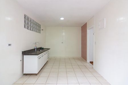 Casa para alugar com 120m², 3 quartos e 2 vagasCozinha 