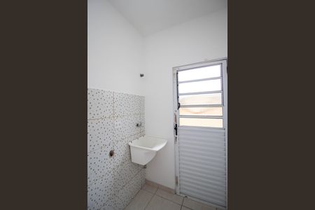 Casa para alugar com 65m², 2 quartos e sem vaga Casa para alugar com 65m², 2 quartos e sem vagaÁrea de Serviço