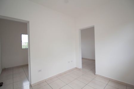 Casa para alugar com 65m², 2 quartos e sem vaga Casa para alugar com 65m², 2 quartos e sem vagaSala