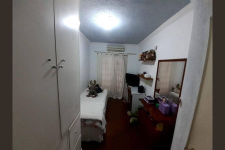 Casa à venda com 4 quartos, 300m² em Jardim Nosso Lar, São Paulo