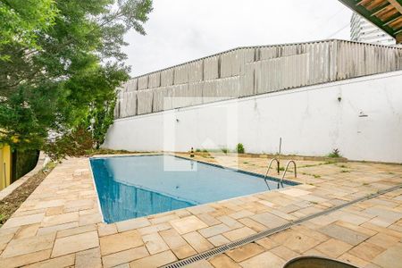 Casa para alugar com 400m², 1 quarto e 2 vagas