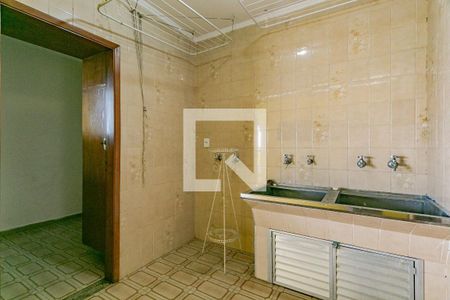 Casa para alugar com 400m², 1 quarto e 2 vagas