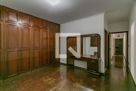 Casa para alugar com 400m², 1 quarto e 2 vagas