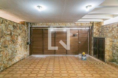 Casa para alugar com 400m², 1 quarto e 2 vagas