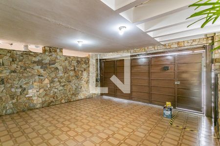 Casa para alugar com 400m², 1 quarto e 2 vagas