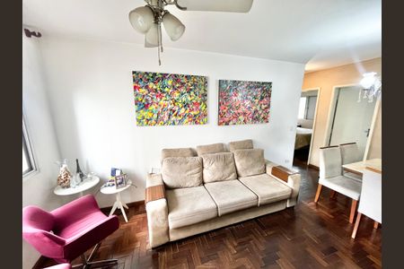 Sala de apartamento à venda com 2 quartos, 62m² em Chora Menino, São Paulo