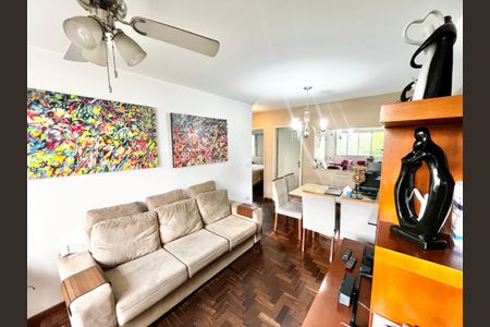Apartamento à venda com 62m², 2 quartos e 1 vaga Apartamento à venda com 62m², 2 quartos e 1 vagaSala