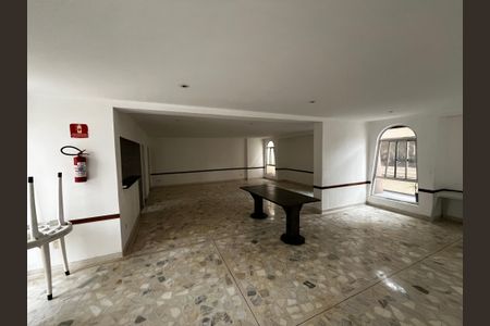 Apartamento à venda com 62m², 2 quartos e 1 vaga Apartamento à venda com 62m², 2 quartos e 1 vagaÁrea comum - Salão de festas