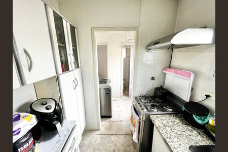 Apartamento à venda com 62m², 2 quartos e 1 vaga Apartamento à venda com 62m², 2 quartos e 1 vagaCozinha
