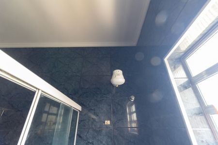 Banheiro de casa para alugar com 1 quarto, 70m² em Vila Nair, São Paulo