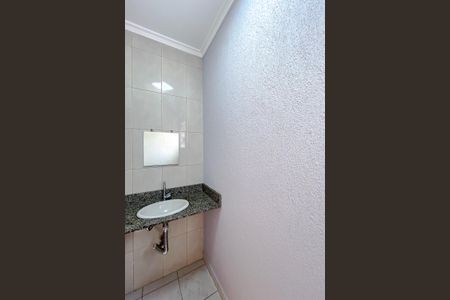 Casa para alugar com 60m², 2 quartos e 1 vagaLavabo