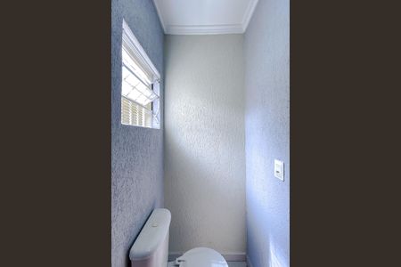 Casa para alugar com 60m², 2 quartos e 1 vagaLavabo