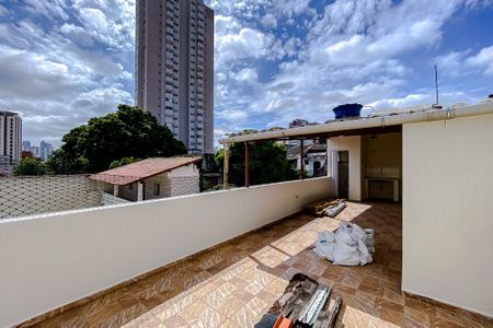Casa para alugar com 60m², 2 quartos e 1 vagaÁrea de Serviço
