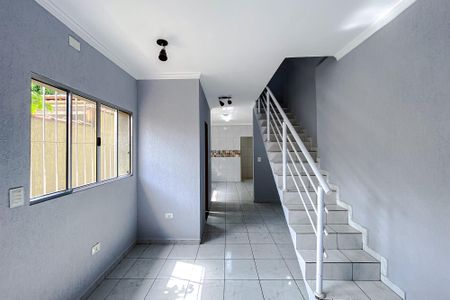 Casa para alugar com 60m², 2 quartos e 1 vagaSala