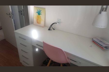 Apartamento à venda com 2 quartos, 77m² em Vila Barros, Guarulhos