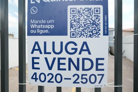 Casa de condomínio à venda com 65m², 2 quartos e 1 vagaFachada