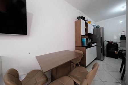 Sala/Cozinha de casa de condomínio à venda com 2 quartos, 65m² em Burgo Paulista, São Paulo