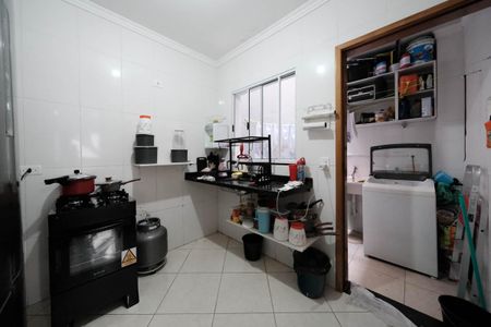 Sala/Cozinha de casa de condomínio à venda com 2 quartos, 65m² em Burgo Paulista, São Paulo