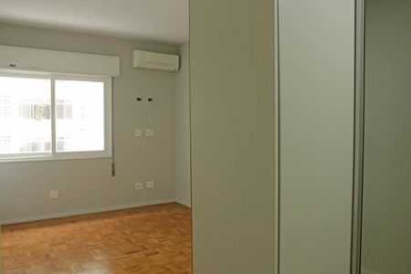Apartamento para alugar com 148m², 3 quartos e 1 vagaSuite 