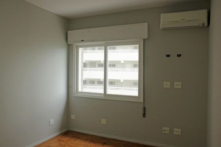 Apartamento para alugar com 148m², 3 quartos e 1 vagaSuite 