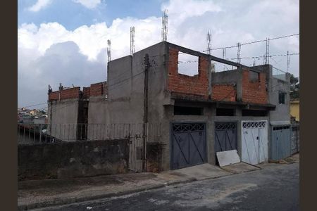 Casa à venda com 240m², 3 quartos e 3 vagas