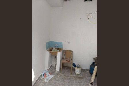 Casa à venda com 3 quartos, 240m² em Jardim Fernandes, São Paulo