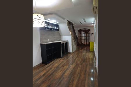 Sala de casa para alugar com 2 quartos, 380m² em Santa Rita, Nilópolis