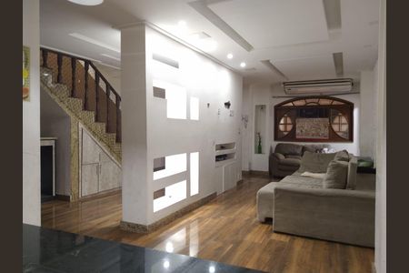 Sala de casa para alugar com 2 quartos, 380m² em Santa Rita, Nilópolis