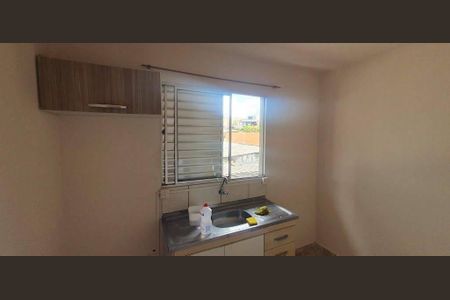 Casa à venda com 2 quartos, 60m² em Vila Itapoan, Guarulhos