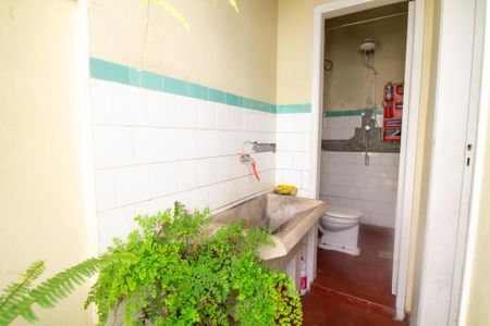 Casa à venda com 85m², 2 quartos e 1 vagaÁrea de Serviço