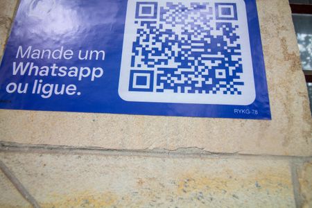 Casa à venda com 85m², 2 quartos e 1 vagaPlaquinha Instalada RYKG-78