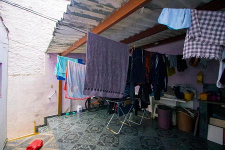 Casa à venda com 165m², 3 quartos e 2 vagas Casa à venda com 165m², 3 quartos e 2 vagasÁrea de serviço