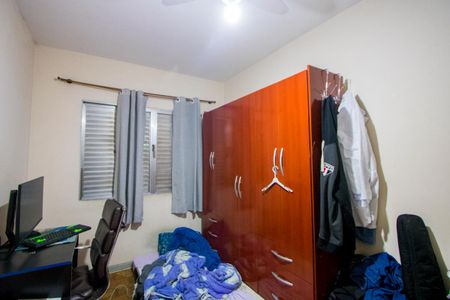 Casa à venda com 165m², 3 quartos e 2 vagas Casa à venda com 165m², 3 quartos e 2 vagasQuarto 3