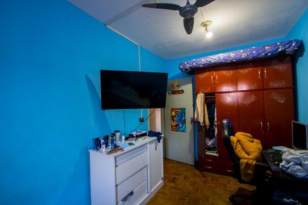 Casa à venda com 165m², 3 quartos e 2 vagas Casa à venda com 165m², 3 quartos e 2 vagasQuarto 2