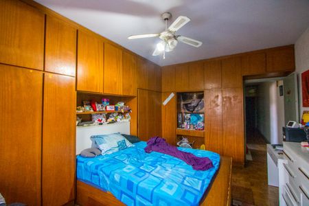 Casa à venda com 165m², 3 quartos e 2 vagas Casa à venda com 165m², 3 quartos e 2 vagasQuarto 1