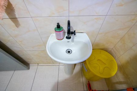 Casa à venda com 165m², 3 quartos e 2 vagas Casa à venda com 165m², 3 quartos e 2 vagasBanheiro social 2