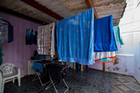 Casa à venda com 165m², 3 quartos e 2 vagas Casa à venda com 165m², 3 quartos e 2 vagasÁrea de serviço