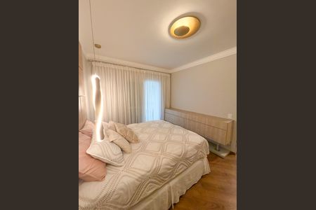 Apartamento à venda com 170m², 3 quartos e 4 vagas Apartamento à venda com 170m², 3 quartos e 4 vagasQuarto