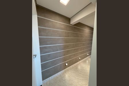 Apartamento à venda com 170m², 3 quartos e 4 vagas Apartamento à venda com 170m², 3 quartos e 4 vagasCorredor