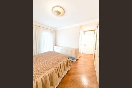 Apartamento à venda com 170m², 3 quartos e 4 vagas Apartamento à venda com 170m², 3 quartos e 4 vagasQuarto