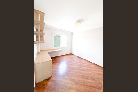 Apartamento à venda com 170m², 3 quartos e 4 vagas Apartamento à venda com 170m², 3 quartos e 4 vagasQuarto