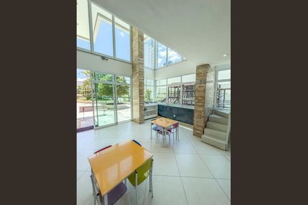 Apartamento à venda com 170m², 3 quartos e 4 vagas Apartamento à venda com 170m², 3 quartos e 4 vagasexterna