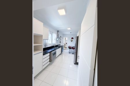 Apartamento à venda com 170m², 3 quartos e 4 vagas Apartamento à venda com 170m², 3 quartos e 4 vagasCozinha