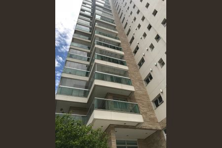 Apartamento à venda com 170m², 3 quartos e 4 vagas Apartamento à venda com 170m², 3 quartos e 4 vagasFachada